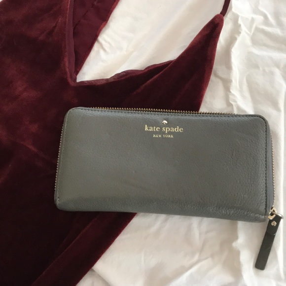 kate spade Handbags - Kate Spade Wallet